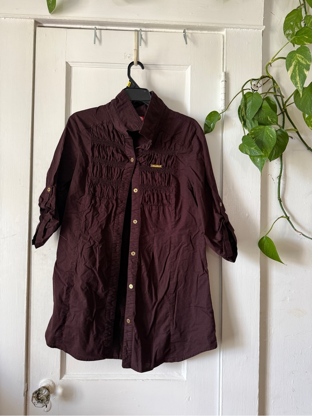 Apple Bottoms women’s  Dark brown Button-Down Shirt with Gathered Chest